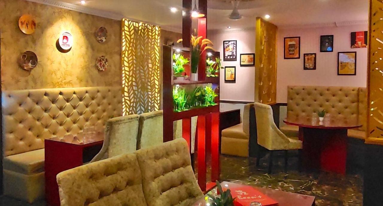 Hotel Shivay Palace Basti Luaran gambar